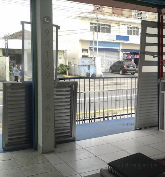 Foto 0 Envidraçamento, Fechamento de Sacada e Cobertura de Vidro, Aço e Alumínio Foto 0 Envidraçamento, Fechamento de Sacada e Cobertura de Vidro, Aço e Alumínio