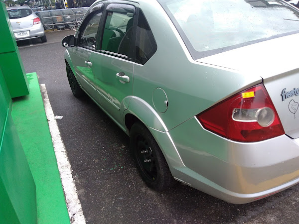 Foto 3 Localiza Aluguel de Carros