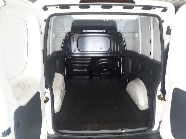 Foto 1 Localiza Aluguel de Carros