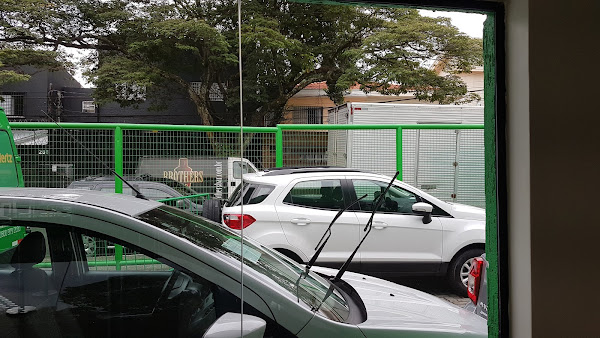 Foto 3 Localiza Aluguel de Carros