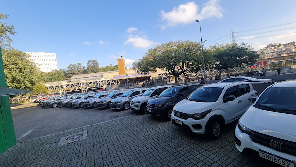 Foto 1 Localiza Aluguel de Carros