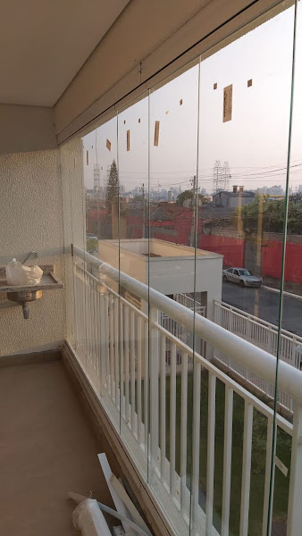 Fechamento De Sacada Portas Janelas Coberturas De Vidro Em Vila Nova Conceição SP Portas Coberturas De Aluminio Box Para Banheiro Em Vila Nova Conceição SP