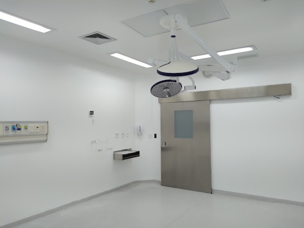 Foto 1 Hospital Salvalus : Proctologia