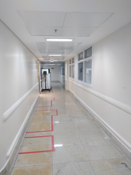 Foto 3 Hospital Salvalus : Proctologia