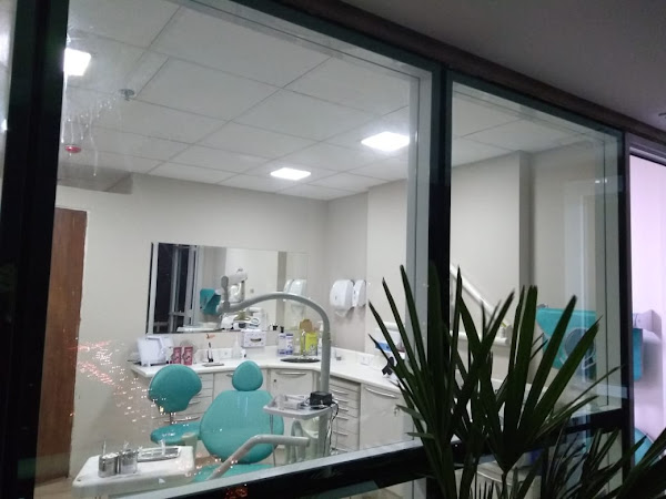 Foto 1 Dra Juliana Centeno - Odontologia Integrada