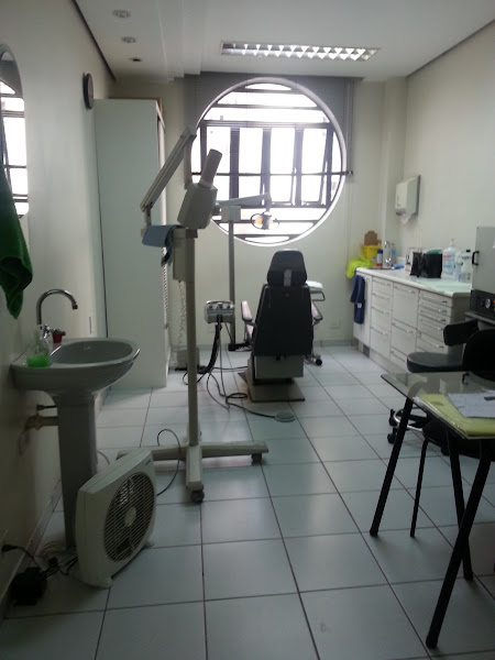 Dentista Dr. Edmundo Astur