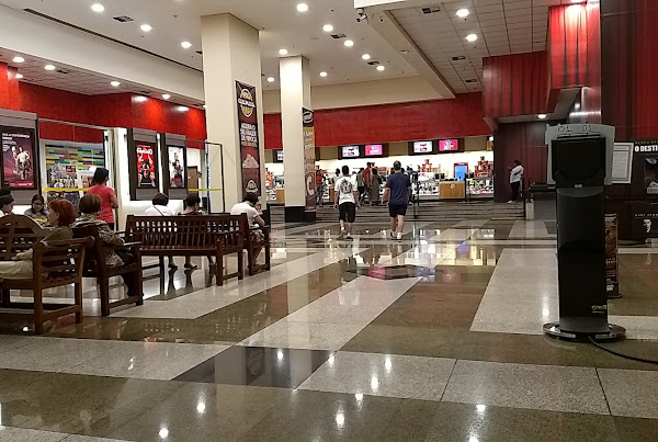 Shopping Metrô Santa Cruz