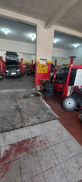 Foto 2 PW AUTO CENTER - Borracharia e Auto Center