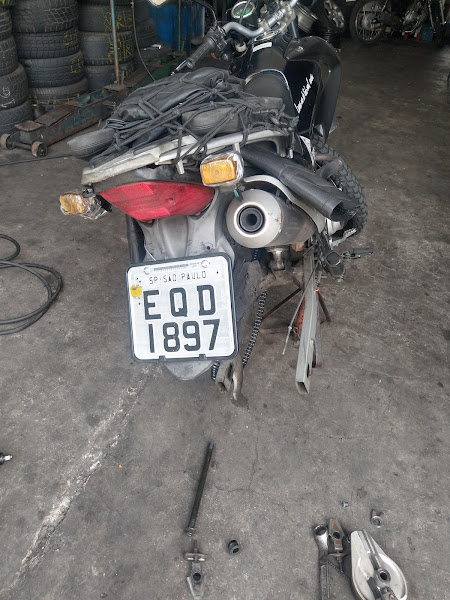 Borracharia, suspensão e freios Pinguim.