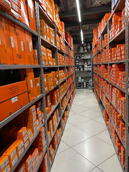 Foto 1 M.Reis Auto Peças e Acessórios