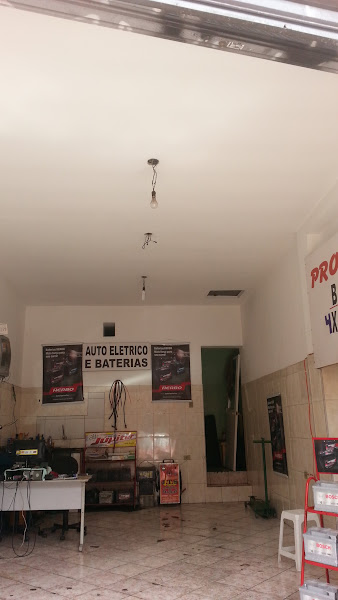 Levar Auto Elétrico e Baterias Levar Auto Elétrico e Baterias