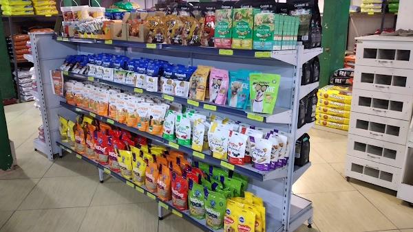 Distribuidora de Rações Carvalhense Pet Shop - Higienópolis, Rio de Janeiro/RJ
