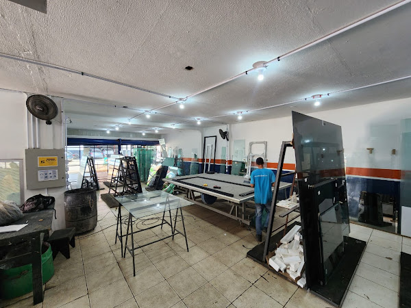 Foto 2 MAIS VIDROS LTDA