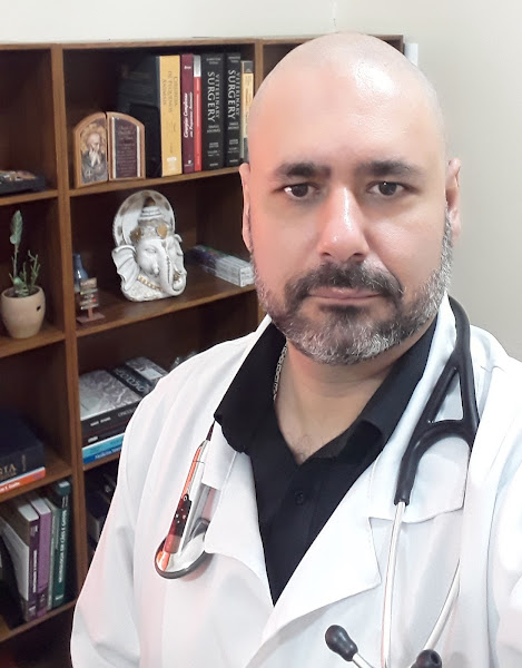 Foto 0 Clínica Veterinária - Roberto Pereira Jr