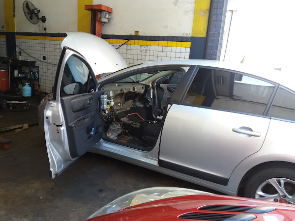 Foto 4 MANIA DE OFICINA - Ar Condicionado Automotivo, Eletricista e Mecânica Geral