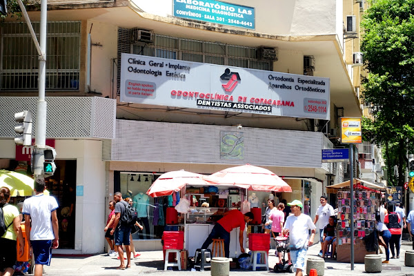 Foto 1 Odontoclínica de Copacabana Dentistas Associados