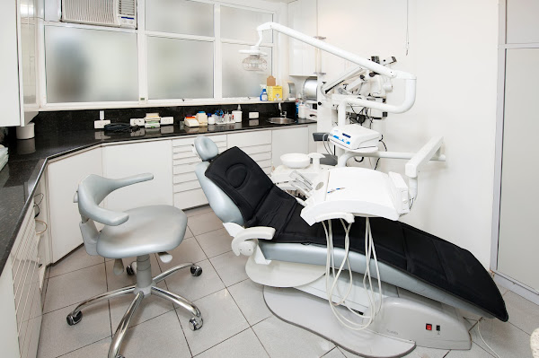 Foto 2 ODONTO LOUREIRO CLINICA DE DENTISTAS CENTRO DO RIO DE JANEIRO