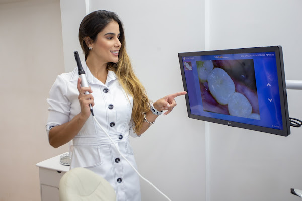 Foto 1 Dra. Ana Carolina Paschoalino, Dentista