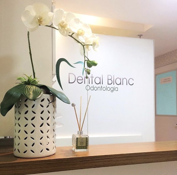 Foto 2 DentalBlanc - Odontologia Foto 2 DentalBlanc - Odontologia