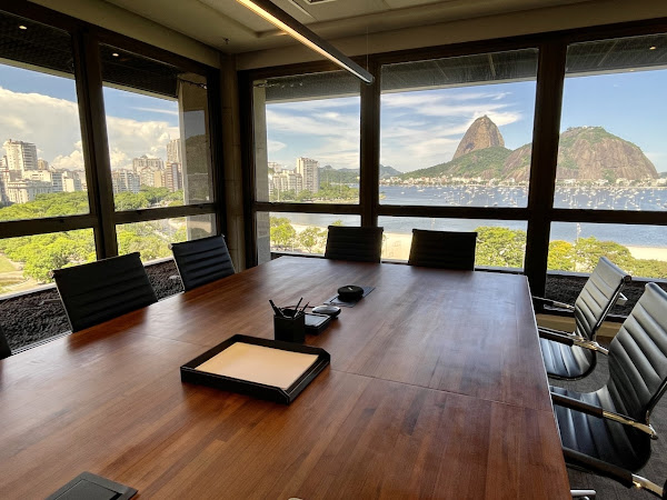 Schmidt Lourenço Kingston