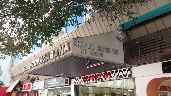 Shopping Center 50 Shops Shopping Center 50 Shops