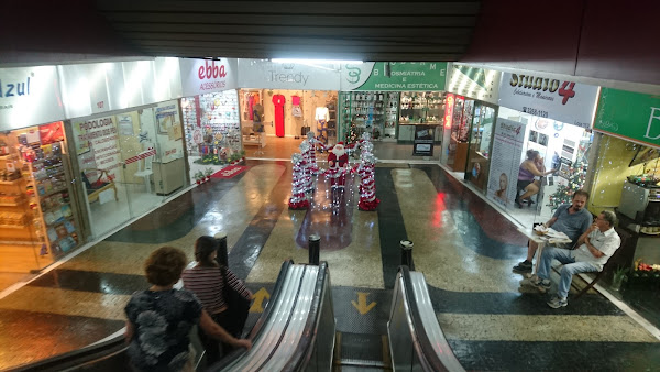 Foto 1 Shopping Center 50 Shops