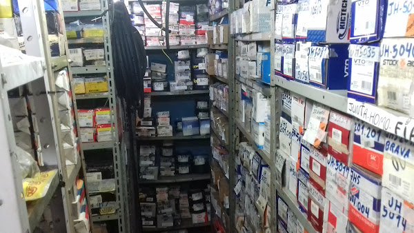 Foto 3 Auto Peças Araújo Leitão