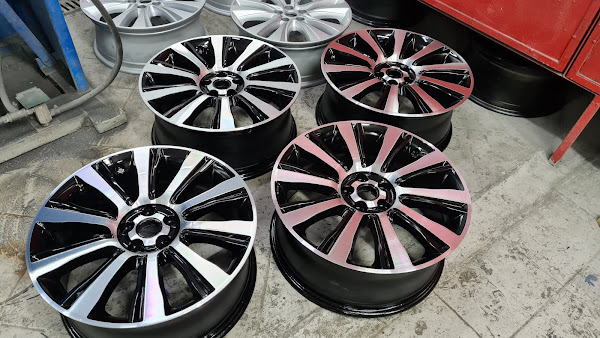 Foto 2 Widmen Auto Center