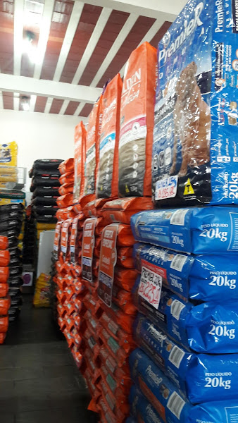 Foto 1 Paiol Rações