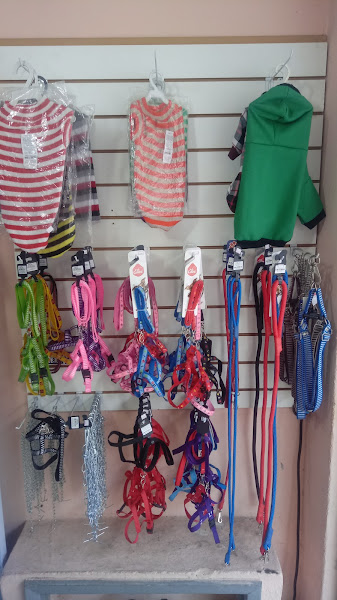 Foto 3 Faro Fino Pet Store - Casa de Rações e Acessórios