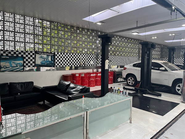 Foto 1 Nacional Auto Center Foto 1 Nacional Auto Center