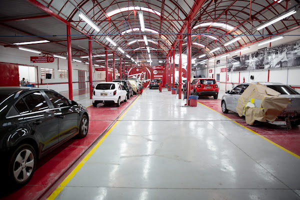 Foto 4 Masserati AutoCenter Oficina Mecânica Funilaria e Pintura Brasília-DF