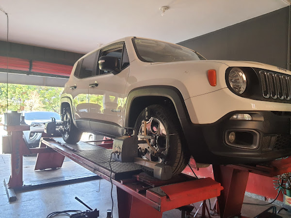 Foto 3 SW CENTRO AUTOMOTIVO - Alinhamento e Balanceamento