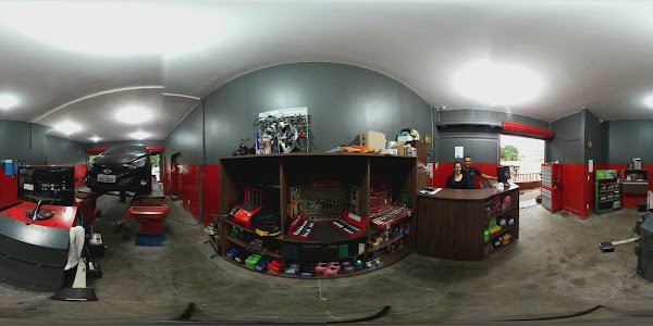 Foto 6 SW CENTRO AUTOMOTIVO - Alinhamento e Balanceamento Foto 6 SW CENTRO AUTOMOTIVO - Alinhamento e Balanceamento