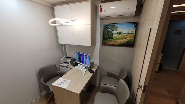 CROI - Centro de Reabilitação Oral e Implantodontia