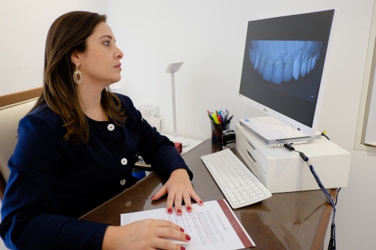 Foto 3 Dra. Talita Chimeli, Dentista