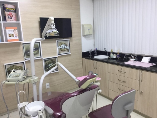 Dr. Marcelo Soukef Domingos, Dentista