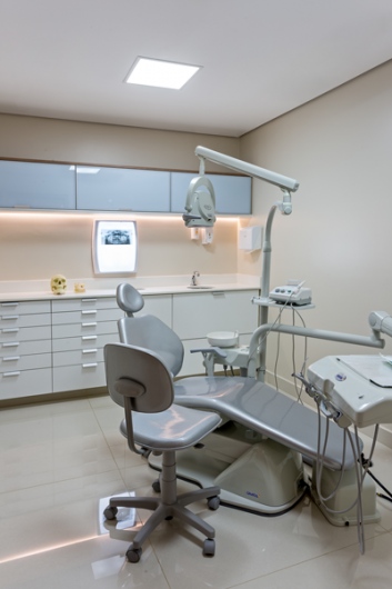 Foto 1 Dr. Renato Alves Ferreira, Dentista