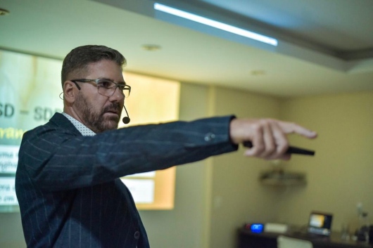 Foto 1 Dr. Cláudio Leonardo Andrade, Dentista