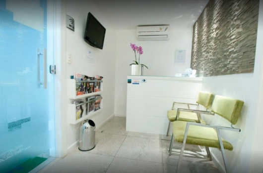 Dra. Cristiane Lamounier Giannetti, Dentista