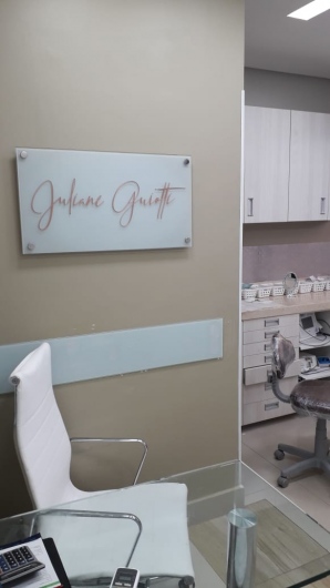 Foto 1 Dra. Juliane Guiotti Galvão, Dentista