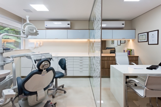 Foto 1 Dra. Danielle Sales, Dentista