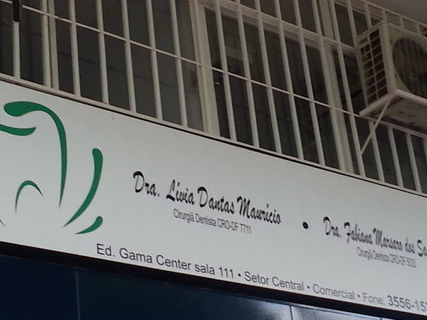 Dra. Lívia Maurício Dra. Lívia Maurício