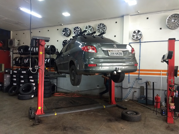 Foto 1 Lotus Pneus e Rodas - Sudoeste