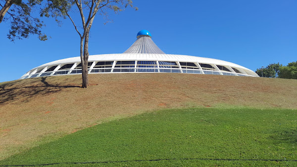 Rede Sarah de Hospitais de Reabilitação Rede Sarah de Hospitais de Reabilitação