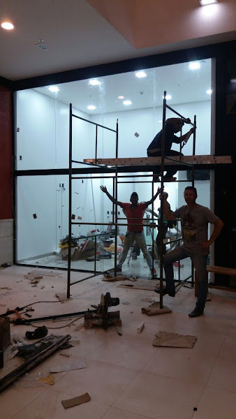 Foto 2 BOX IDEAL VIDRAÇARIA - Vidros Temperados, Box e Espelhos