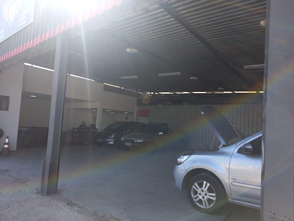 Foto 2 HG CAR LANTERNAGEM (pintura, ar condicionado e troca de óleo)