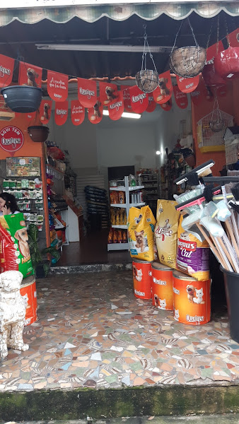 Casa de Ração Spinelli - Sempre Próximo de Você - Bairro Planalto - Pampulha