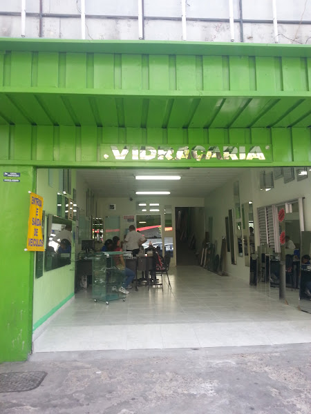 VC Floresta Vidraçaria e Espelharia