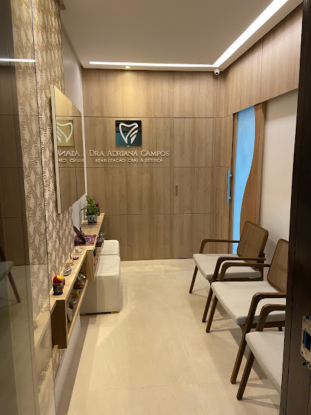 Foto 1 Adriana Campos Odontologia